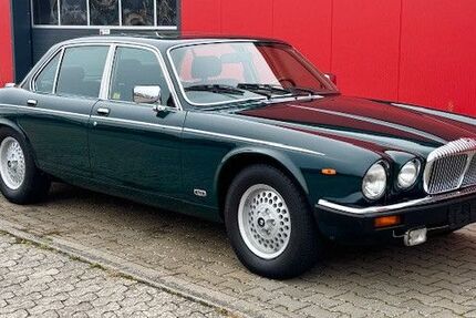 Jaguar XJ12 62.500 km 29.900 &euro; Karlsdorf 76689