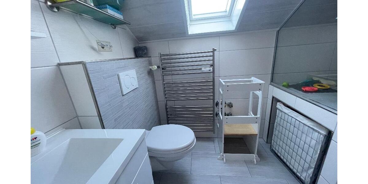 ### Schönes gemütliches Zuhause über den Dächern von Bad Schönborn ### - Etagenwohnung Bad Schönborn Langenbrücken | Angebot:23617978