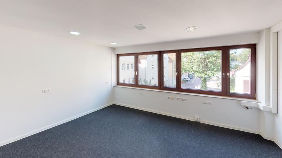 Gewerbeobjekt Brackenheim - 1.200&euro; | Angebot:18999277