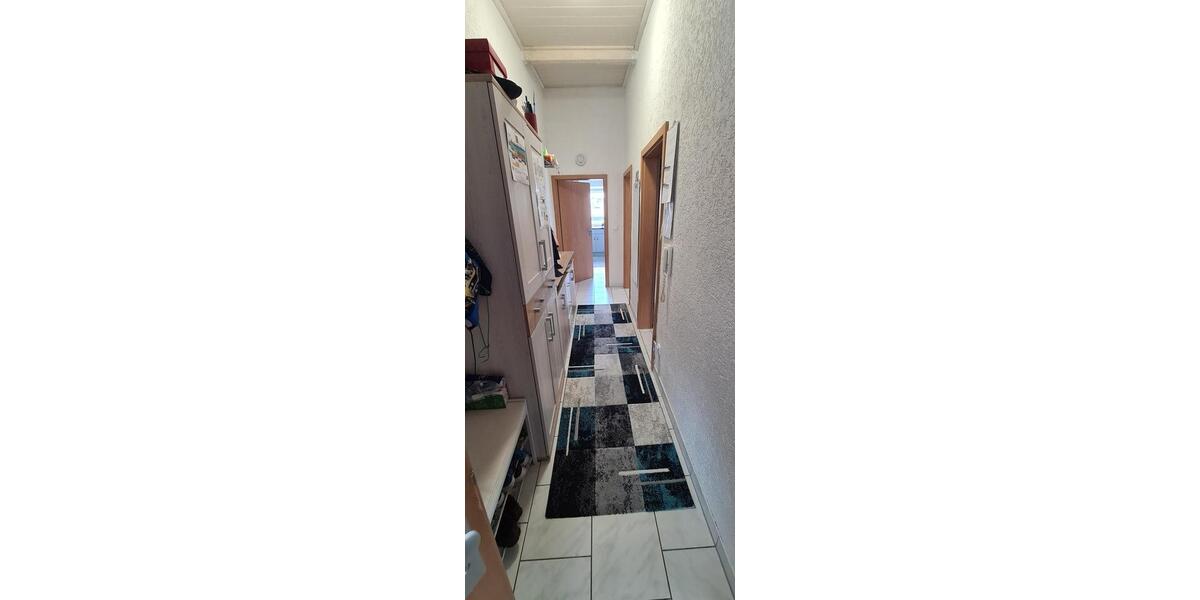 Etagenwohnung Untereisesheim - 3 Zimmer, 75 m&sup2;, 990&euro; | Angebot:25852528