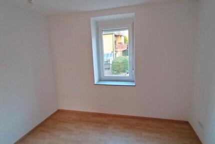 Wohnung Sternenfels - 3 Zimmer, 50 m&sup2;, 400&euro; | Angebot:25980434