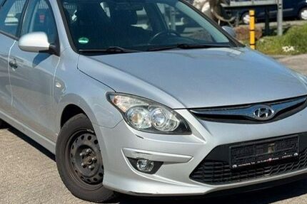 Hyundai i30 205.000 km 1.199 &euro; Bruchsal 76646