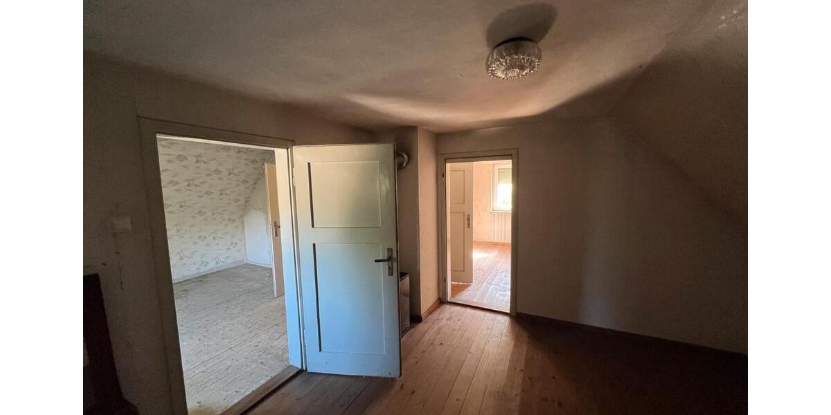 Einfamilienhaus Bad Rappenau - 6 Zimmer, 272.000&euro; | Angebot:21744007