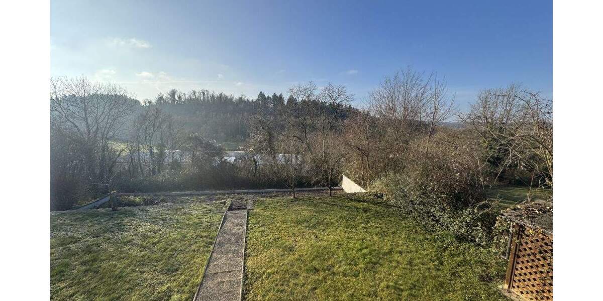 Einfamilienhaus Bretten - 7 Zimmer, 151 m&sup2;, 695.000&euro; | Angebot:25682176