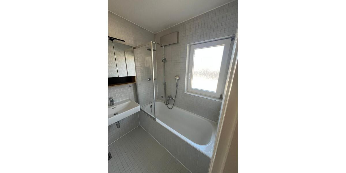 Etagenwohnung Heilbronn Böckingen - 3 Zimmer, 78 m&sup2;, 990&euro; | Angebot:25804710