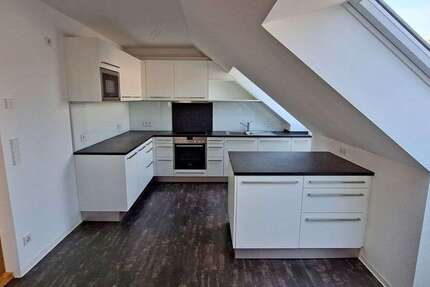 Wohnung Heilbronn - 4 Zimmer, 170 m&sup2;, 1.850&euro; | Angebot:25703304