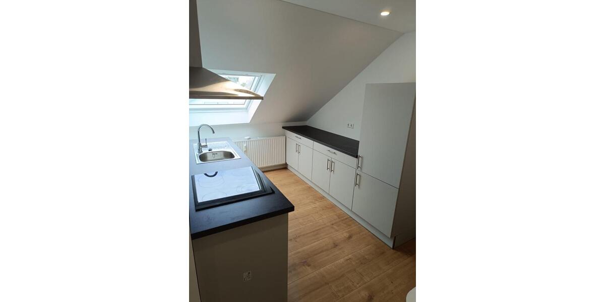 Dachgeschoßwohnung Heilbronn Böckingen - 1.5 Zimmer, 26 m&sup2;, 700&euro; | Angebot:25300894