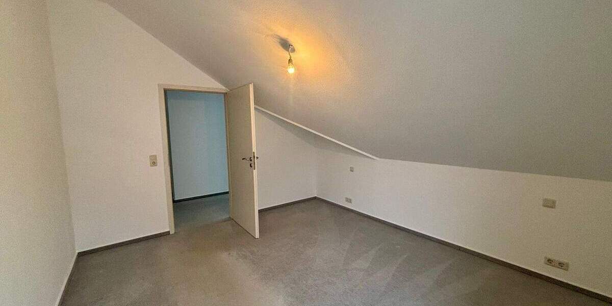 Etagenwohnung Abstatt - 3 Zimmer, 75 m&sup2;, 299.000&euro; | Angebot:25686007