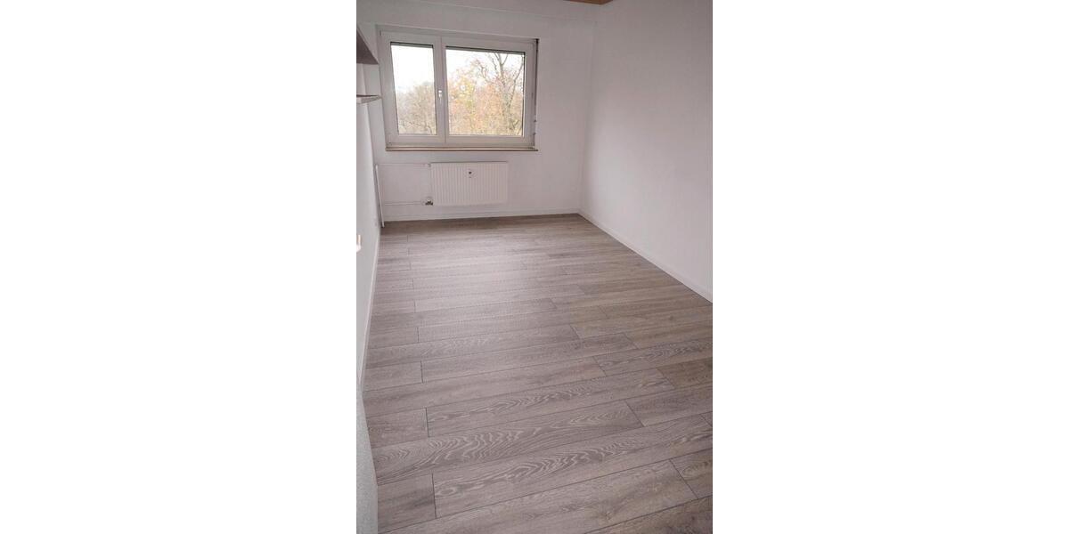 Etagenwohnung Mosbach - 3 Zimmer, 78 m&sup2;, 900&euro; | Angebot:19069937