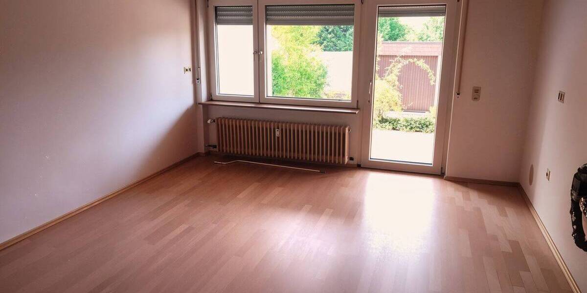 Etagenwohnung Kieselbronn - 2 Zimmer, 92 m&sup2;, 828&euro; | Angebot:25837814