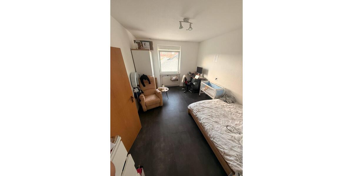 Etagenwohnung Bretten - 3.5 Zimmer, 73 m&sup2;, 1.120&euro; | Angebot:25379661