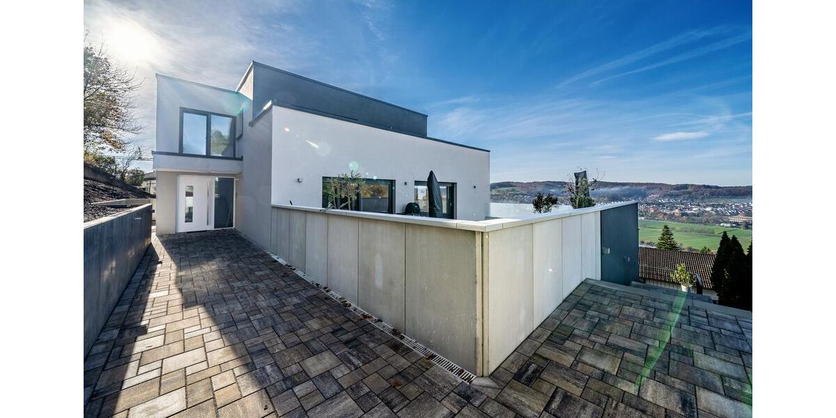 Etagenwohnung Mosbach - 3 Zimmer, 150 m&sup2;, 1.700&euro; | Angebot:25069487