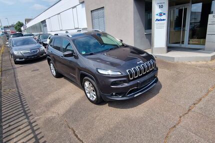 Jeep Cherokee 141.000 km 13.490 &euro; Heilbronn 74078