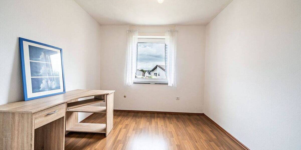 Etagenwohnung Sinsheim - 3 Zimmer, 64 m&sup2;, 175.000&euro; | Angebot:25686872