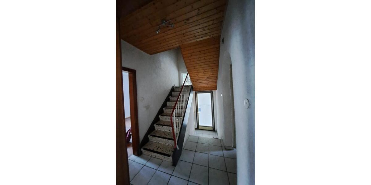 Reihenhaus Hambrücken - 5 Zimmer, 180 m&sup2;, 360.000&euro; | Angebot:24431945