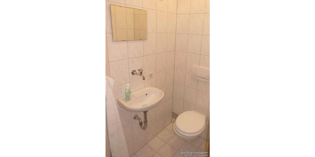 Erdgeschoßwohnung Sulzfeld - 3 Zimmer, 71 m&sup2;, 800&euro; | Angebot:26563494