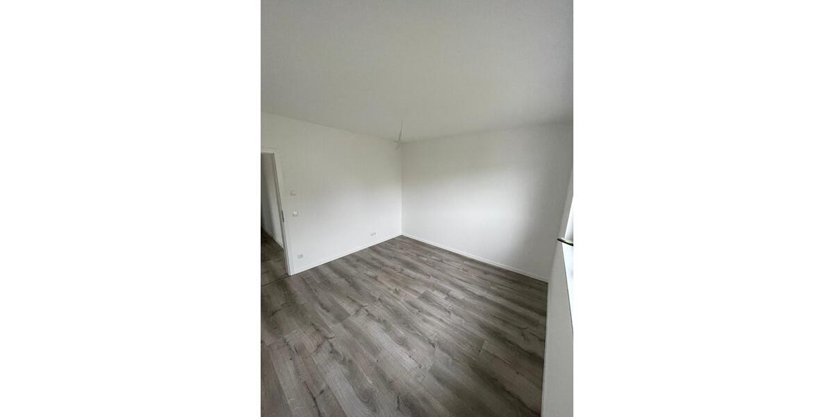 Etagenwohnung Bruchsal - 3 Zimmer, 76 m&sup2;, 1.164&euro; | Angebot:23870239