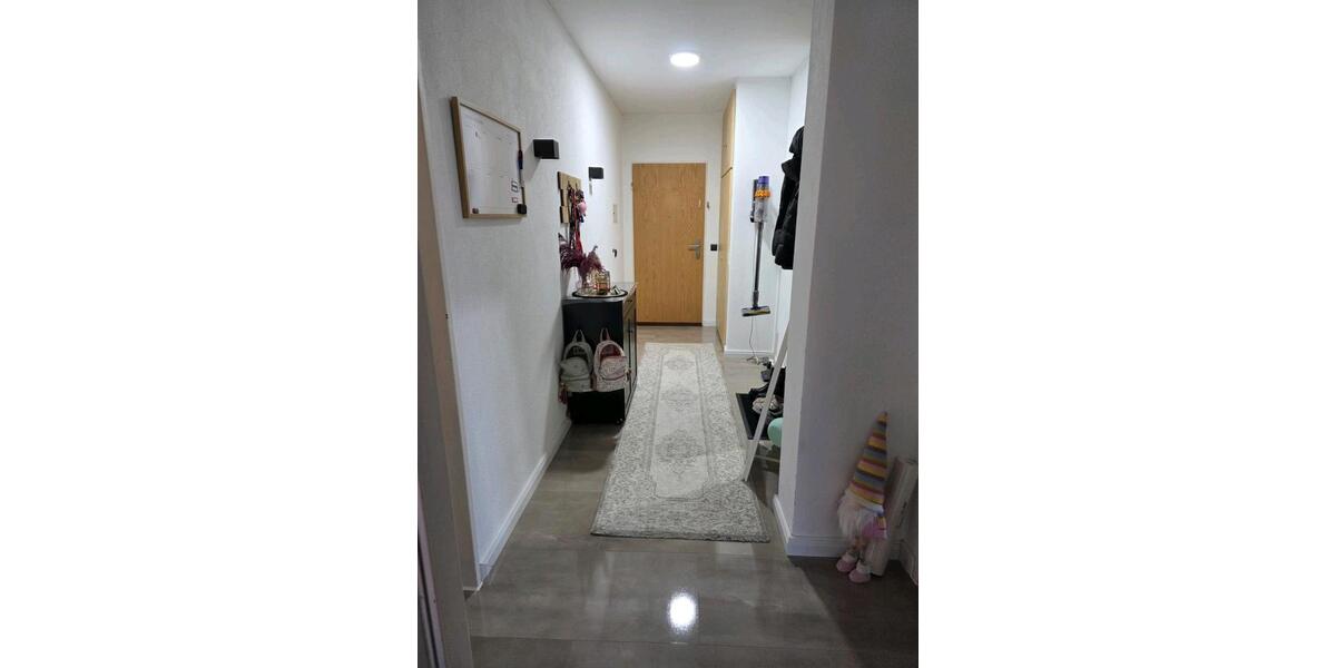 Etagenwohnung Sinsheim - 3 Zimmer, 76 m&sup2;, 950&euro; | Angebot:25272127