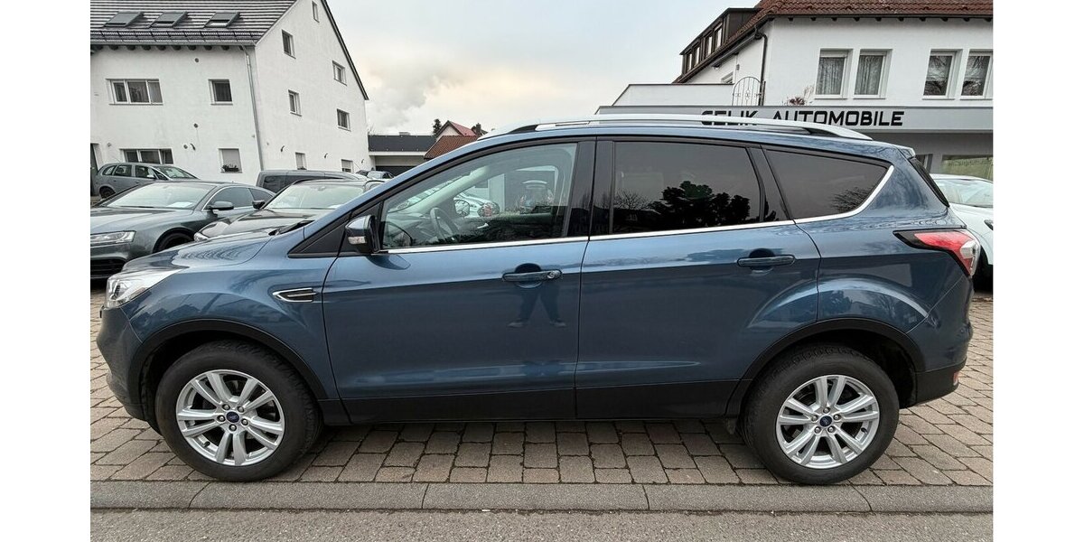 Ford Kuga 1.5 Cool & Connect 84.000 km 8.990 &euro; Neckarsulm 74172