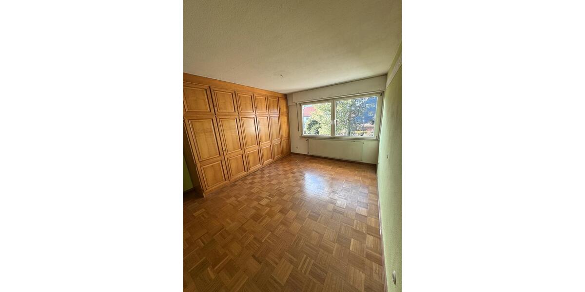 Etagenwohnung Markgröningen - 3 Zimmer, 80 m&sup2;, 1.000&euro; | Angebot:25376642