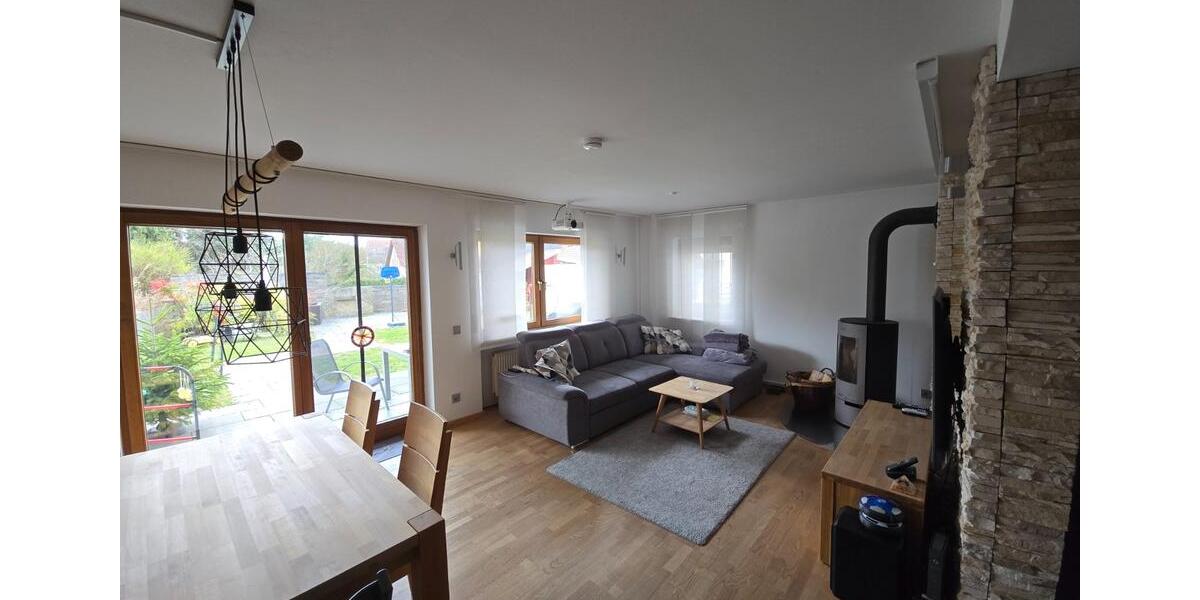 Reihenhaus Knittlingen - 4 Zimmer, 132 m&sup2;, 1.350&euro; | Angebot:25950762