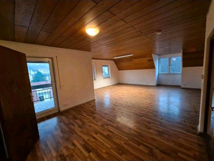 Dachgeschoßwohnung Obrigheim - 3.5 Zimmer, 108 m&sup2;, 1.100&euro; | Angebot:25928793