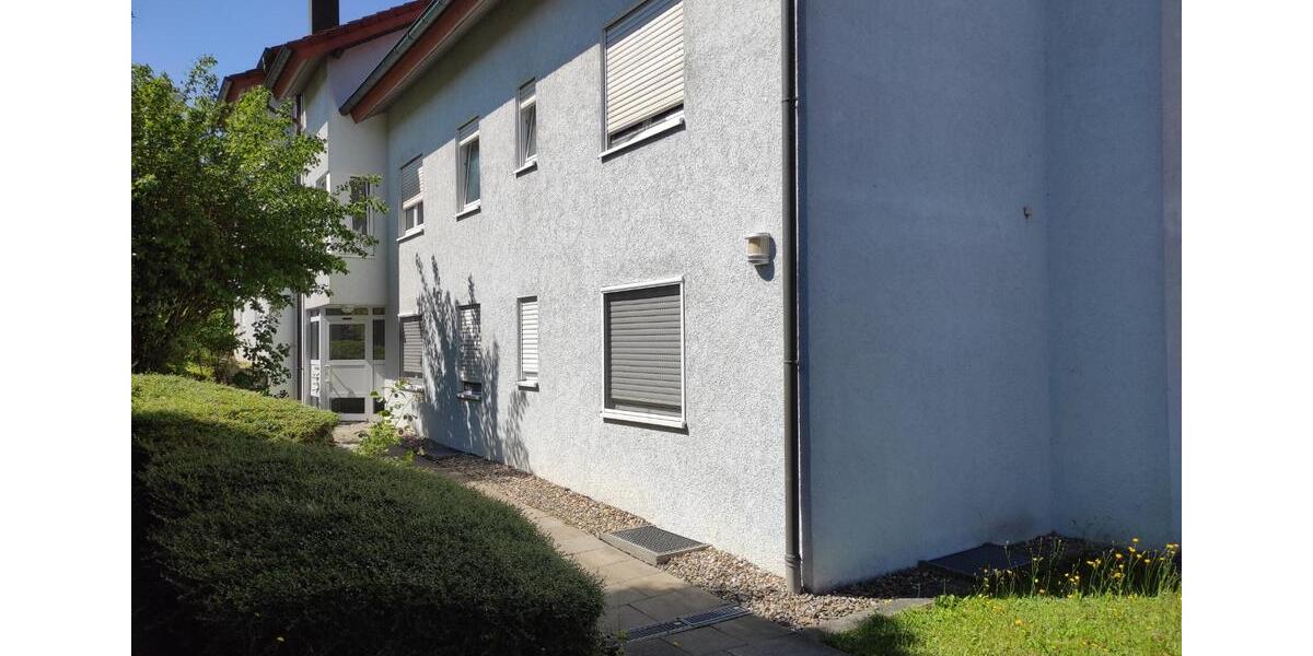 Etagenwohnung Oedheim - 2 Zimmer, 79 m&sup2;, 940&euro; | Angebot:25126315