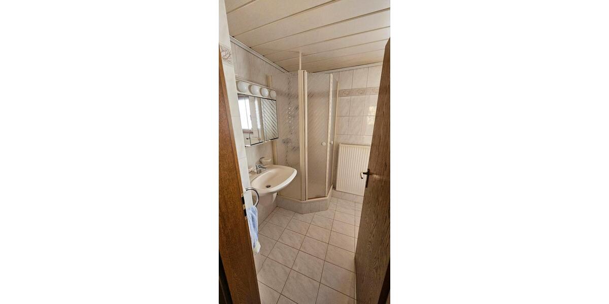 Einfamilienhaus Neulingen - 7 Zimmer, 250 m&sup2;, 415.000&euro; | Angebot:27050166
