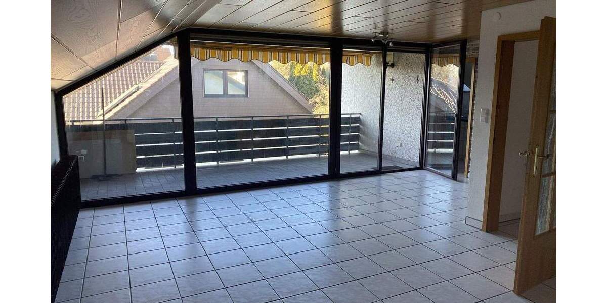 Einfamilienhaus Sinsheim - 7 Zimmer, 220 m&sup2;, 649.000&euro; | Angebot:25657488