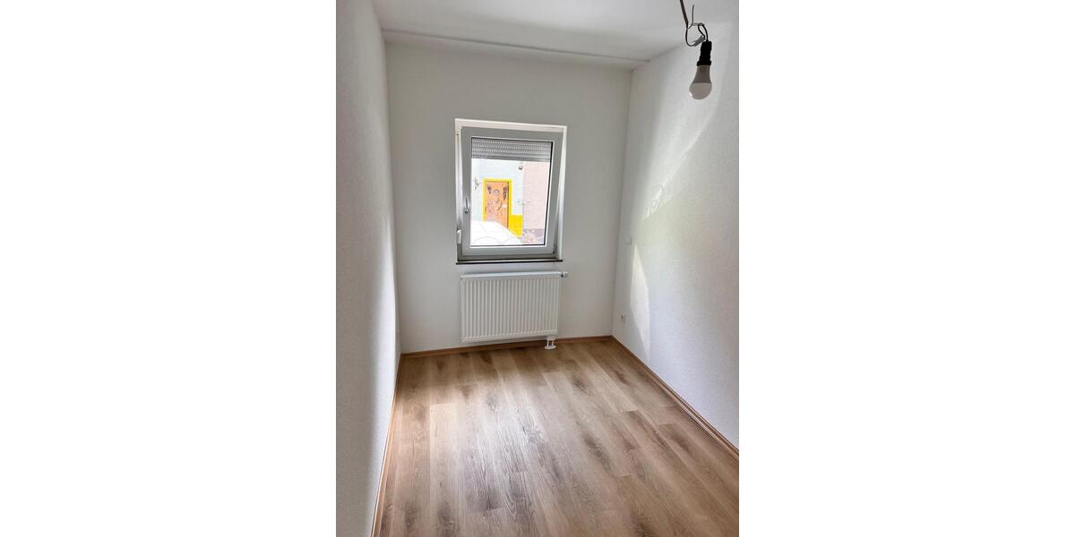 Erdgeschoßwohnung Eppingen - 3 Zimmer, 70 m&sup2;, 970&euro; | Angebot:25414403