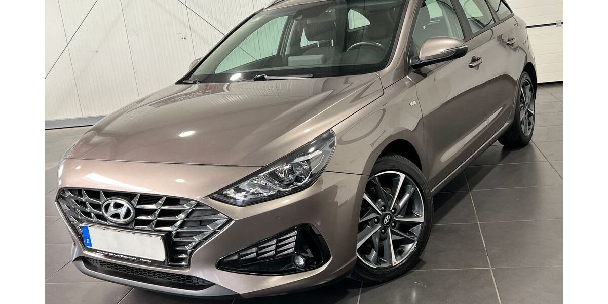 Hyundai i30 140.000 km 10.995 &euro; Bretten 75015