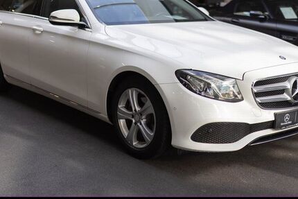 Mercedes-Benz E 200 164.336 km 21.380 &euro; Mühlacker 75417