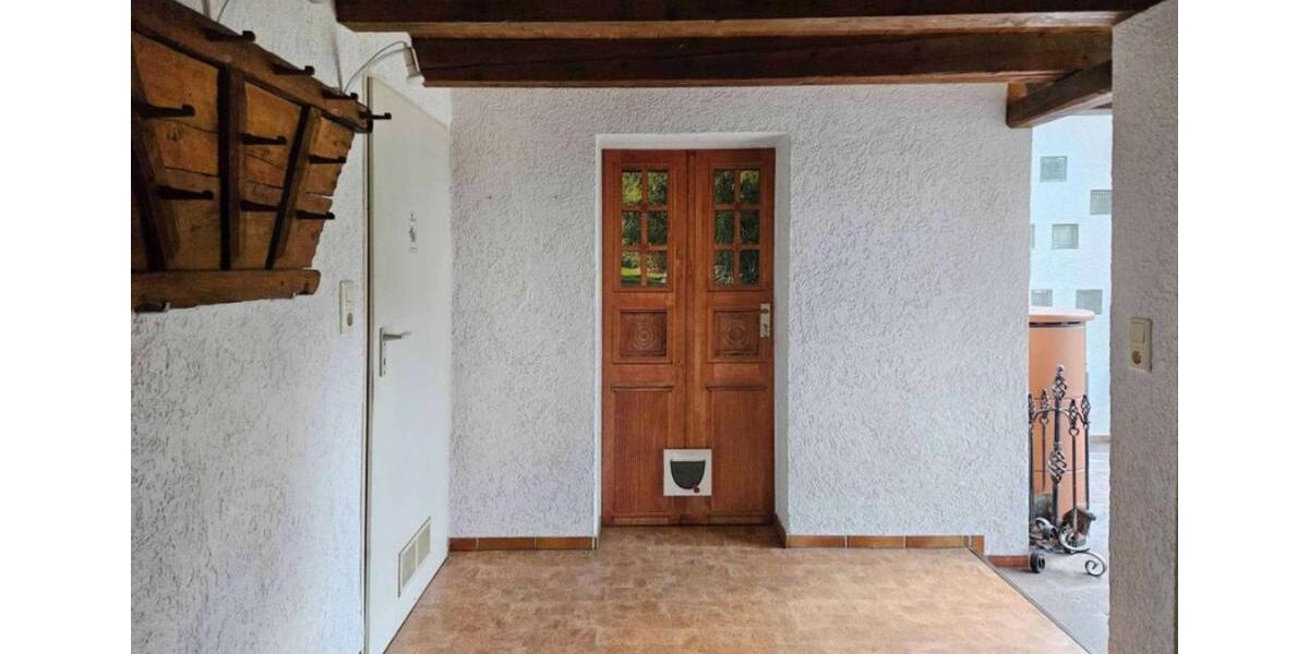 Einfamilienhaus Wiesloch - 7 Zimmer, 150 m&sup2;, 290.000&euro; | Angebot:25803476