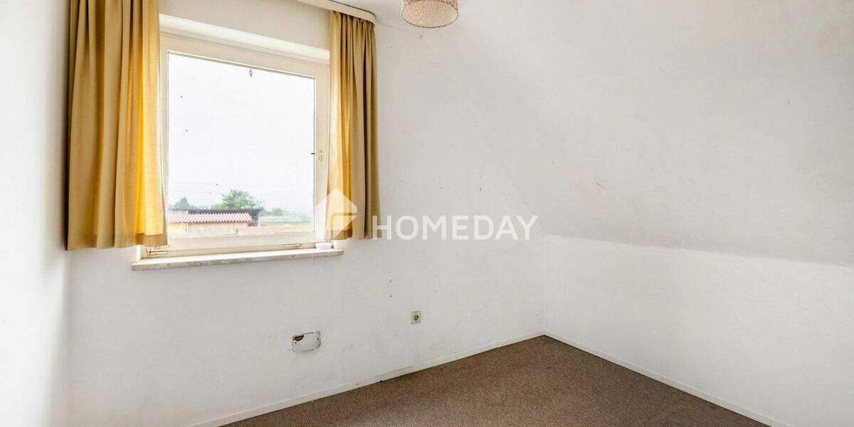 Mehrfamilienhaus, Wohnhaus Eberdingen Hochdorf - 7 Zimmer, 138 m&sup2;, 435.000&euro; | Angebot:25737584