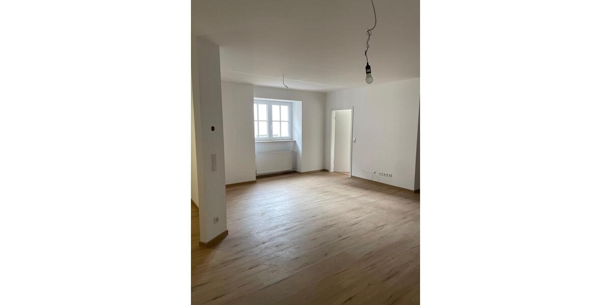 Etagenwohnung Mosbach - 2 Zimmer, 60 m&sup2;, 900&euro; | Angebot:24801948