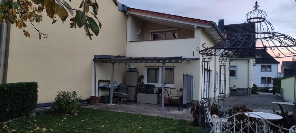 Doppelhaushälfte Bad Schönborn - 3 Zimmer, 80 m&sup2;, 679.000&euro; | Angebot:23567977