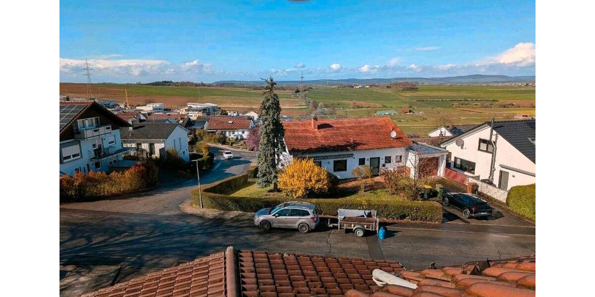 Dachgeschoßwohnung Eberdingen - 3.5 Zimmer, 64 m&sup2;, 640&euro; | Angebot:25993654