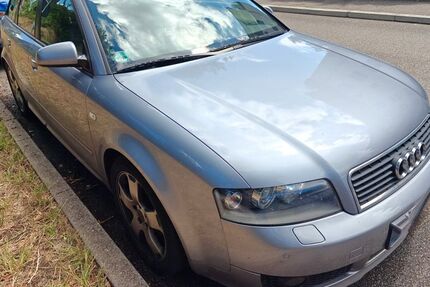 Audi A4 172.000 km 3.200 &euro; Niefern-Öschelbronn 75223