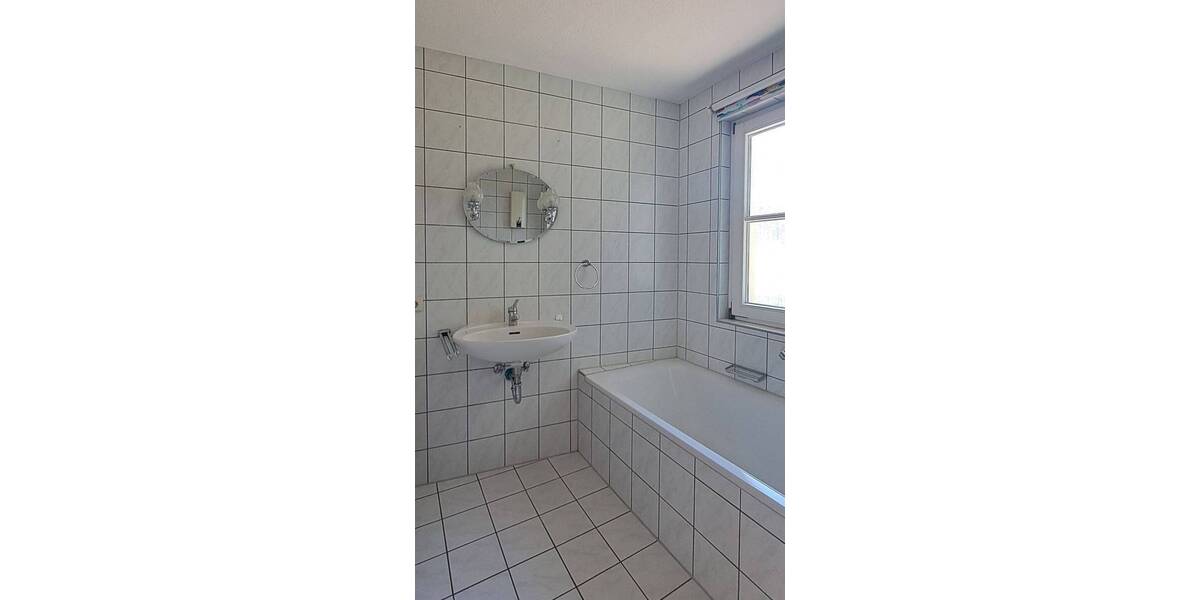 Einfamilienhaus Sinsheim Waldangelloch - 4 Zimmer, 92 m&sup2;, 225.000&euro; | Angebot:25685684