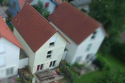 Haus Königsbach - 4 Zimmer, 123 m&sup2;, 375.000&euro; | Angebot:25256495