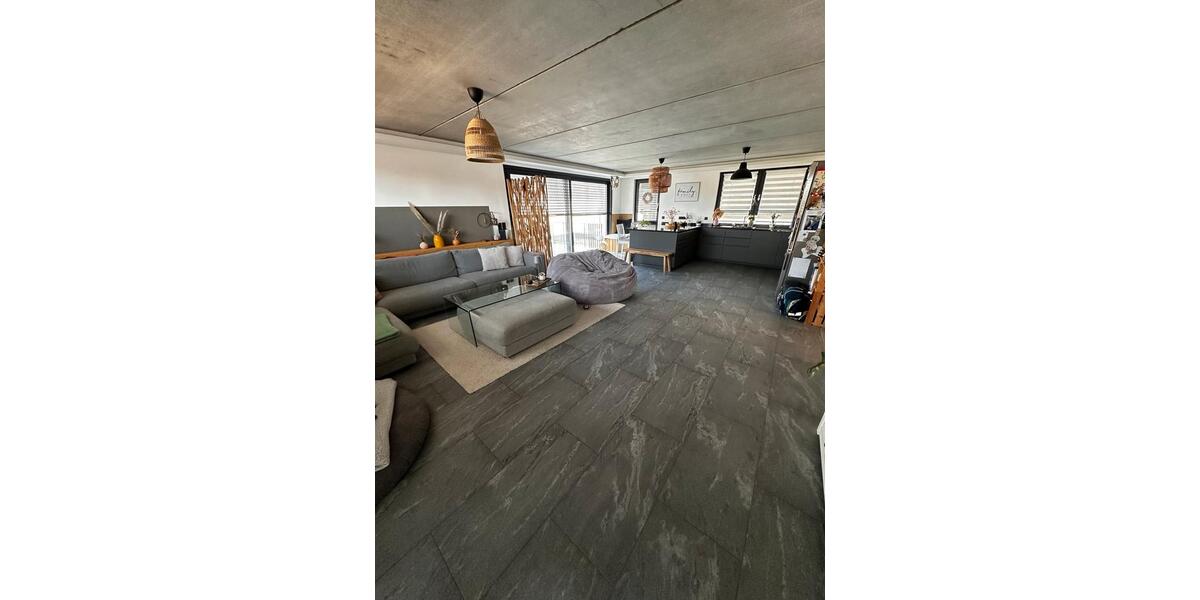 Etagenwohnung Wiesloch - 5.5 Zimmer, 128 m&sup2;, 1.900&euro; | Angebot:25626361